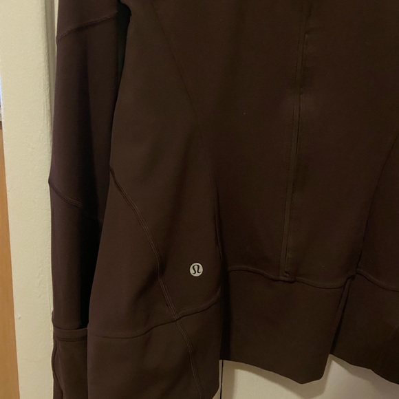 Lululemon - On the move jacket - Picture 4 of 8